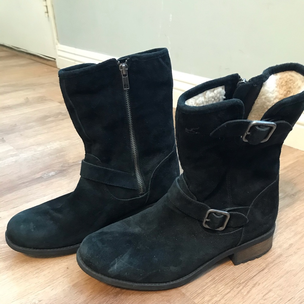 Black suede UGG snow boots! Size 9.5